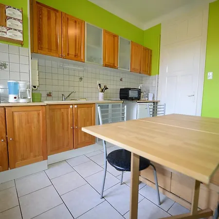 De L'austrasie * ميتز