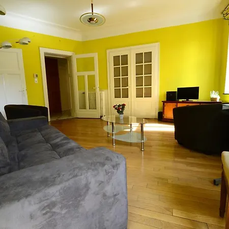 De L'austrasie Мец