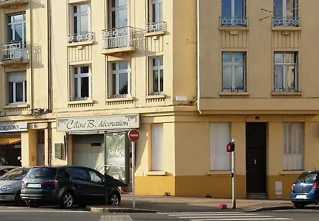 De L'austrasie شقة *